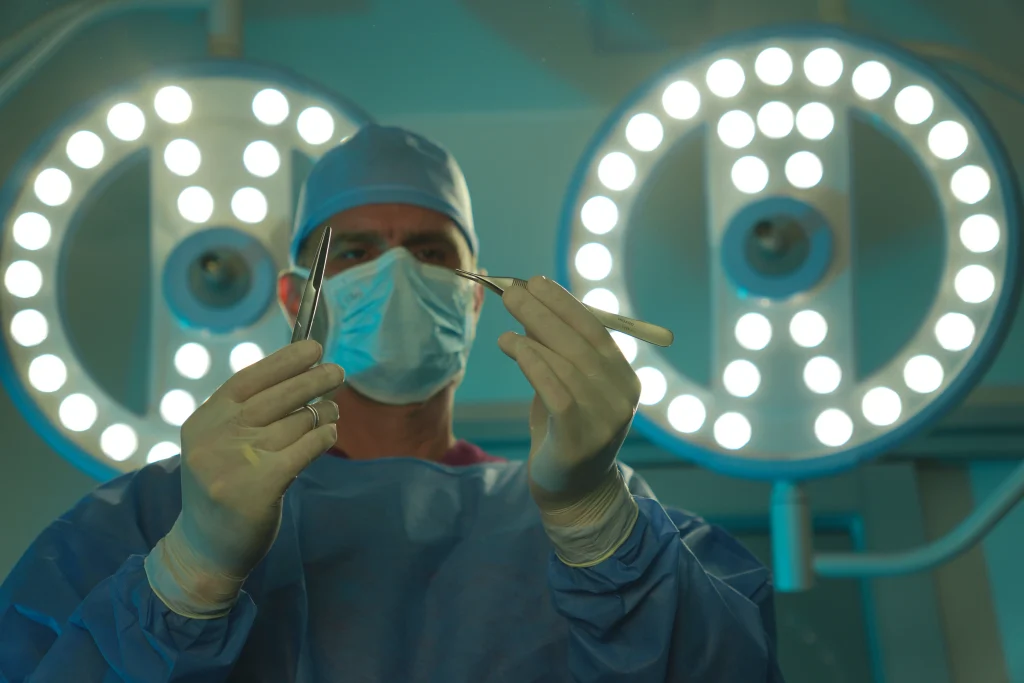 ¿Por Qué Elegir al Dr. Carlos Recio para tu Explantación Mamaria? pexia mamaria